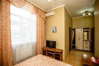 Гостиница Боярд Уссурийск Двухместный номер с 1 кроватью и собственной ванной комнатой-4