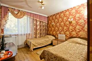 Гостиница Боярд Уссурийск Стандартный двухместный номер с 2 отдельными кроватями-1