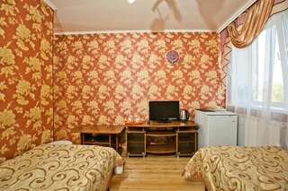 Гостиница Боярд Уссурийск Стандартный двухместный номер с 2 отдельными кроватями-4