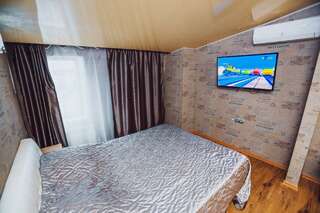 Гостиница Боярд Уссурийск Номер эконом с 1 двуспальной кроватью-3