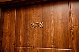 Гостиница Боярд Уссурийск Номер эконом с 1 двуспальной кроватью-5