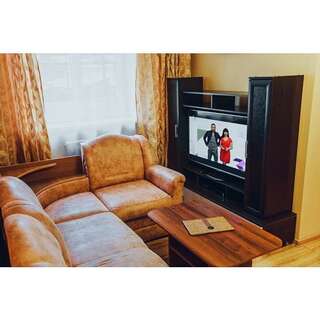 Гостиница Боярд Уссурийск Номер эконом с 1 двуспальной кроватью-5